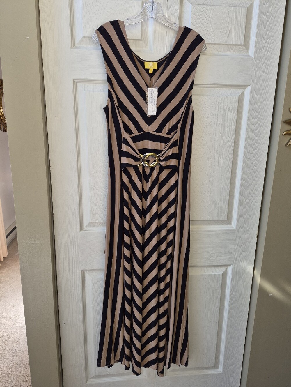 Liz Lange Beige and Black Striped V-Neck Maxi Dress with Gold Buckle